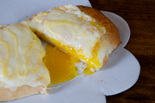 こんがりマヨととろーりチーズがたまらない・「チーたまトースト」