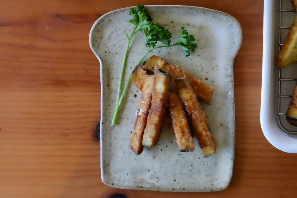 なすのフリッター・はちみつがけ