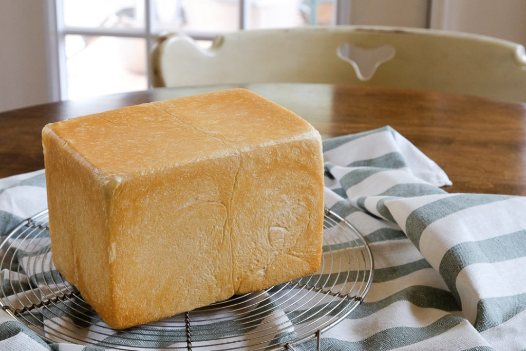 シンプル食パン