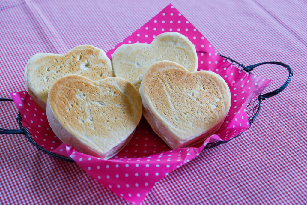 ハート形のイングリッシュマフィン