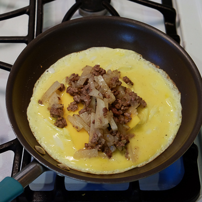 ひき肉とじゃがいものオムレツ・手順７