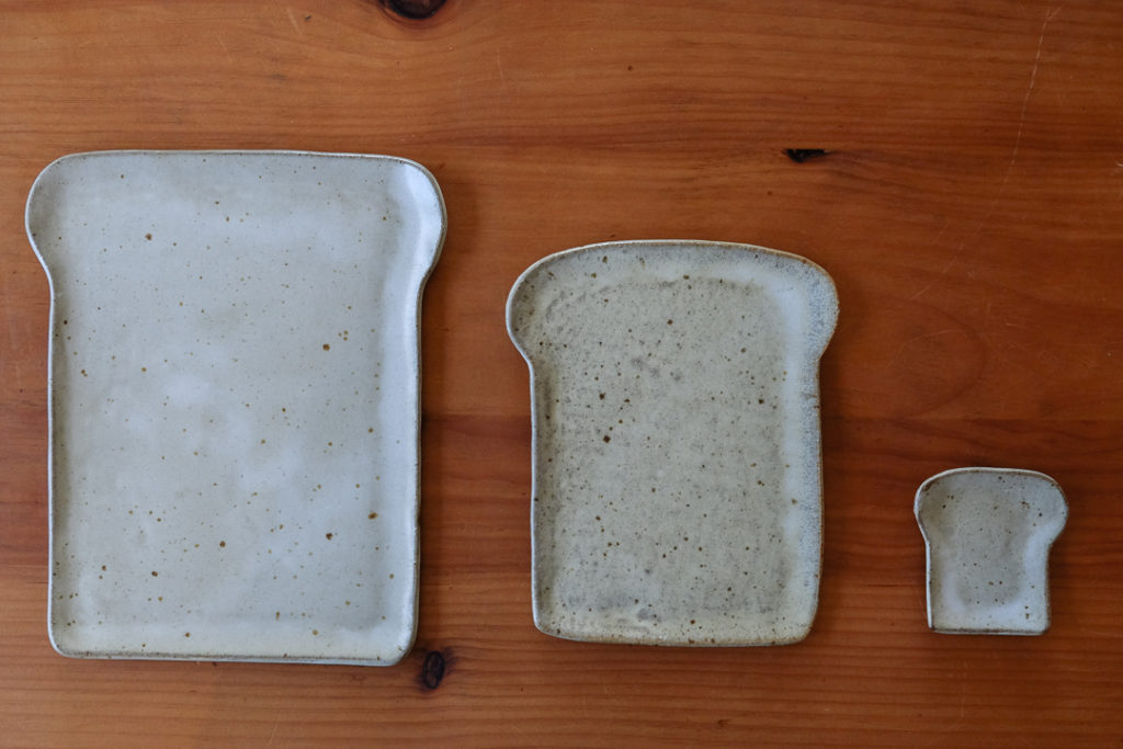 大中小の食パン皿