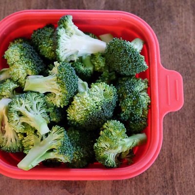 デリ風海老とブロッコリーのタルタルサラダ・手順１