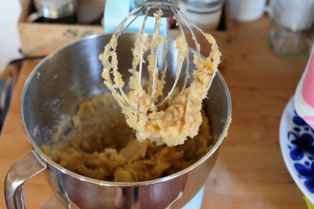 キッチンエイドのスタンドミキサー