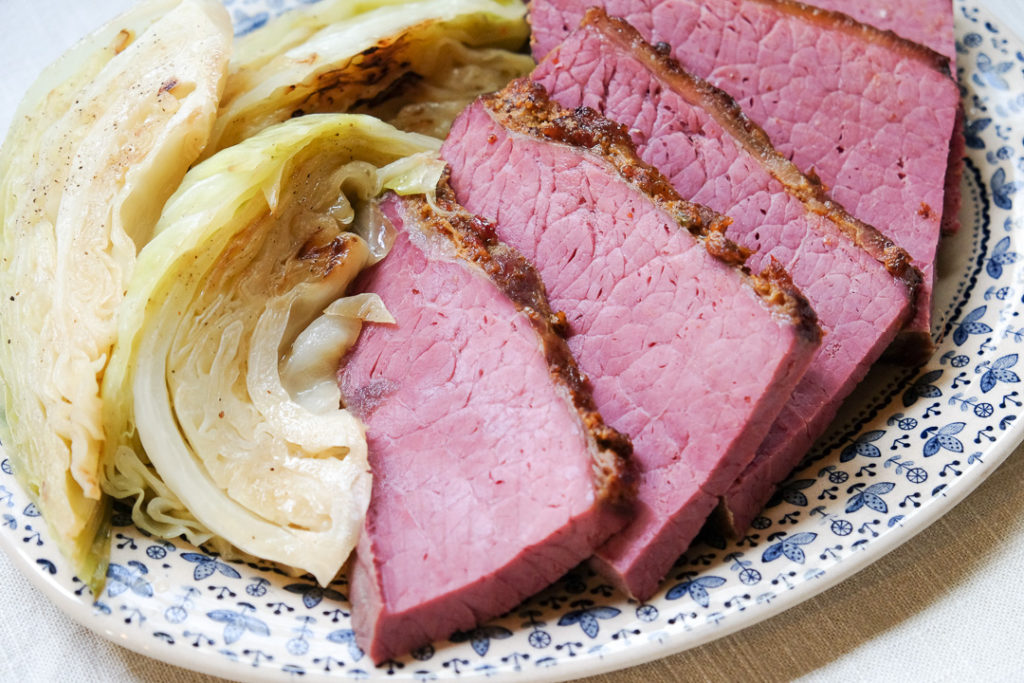 コーンビーフとキャベツ