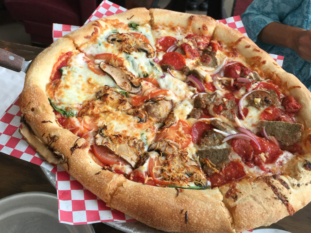 ハーフアンドハーフピザ