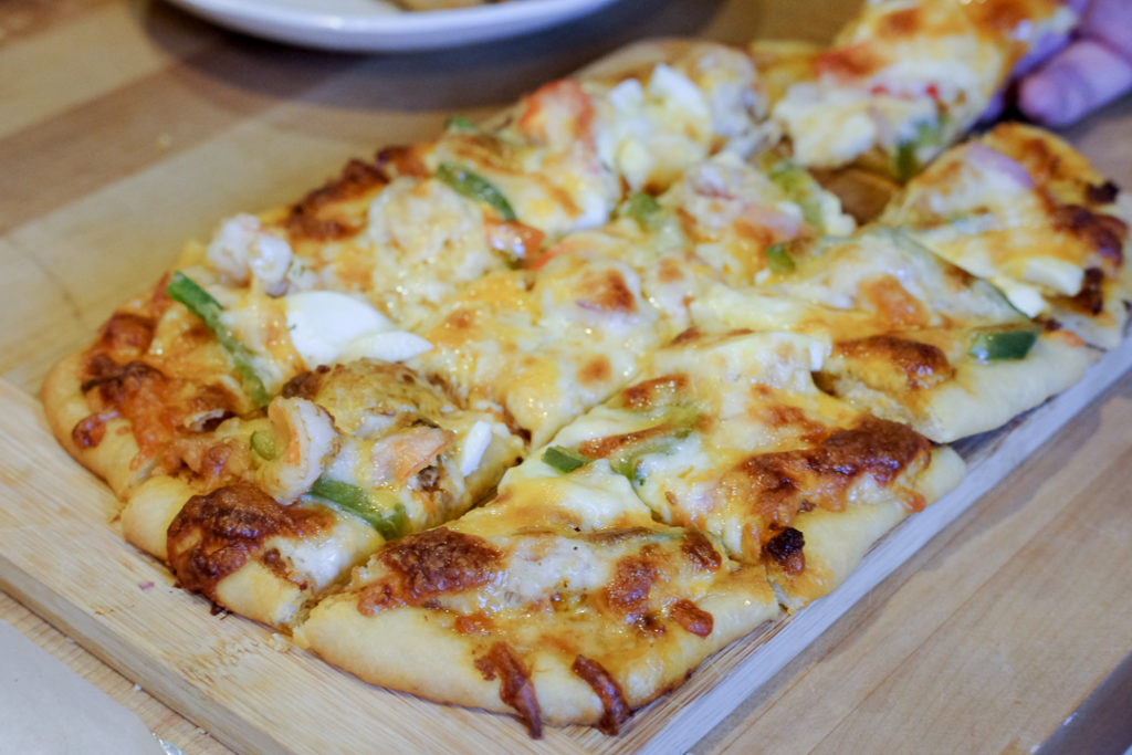 トムヤムクンピザ