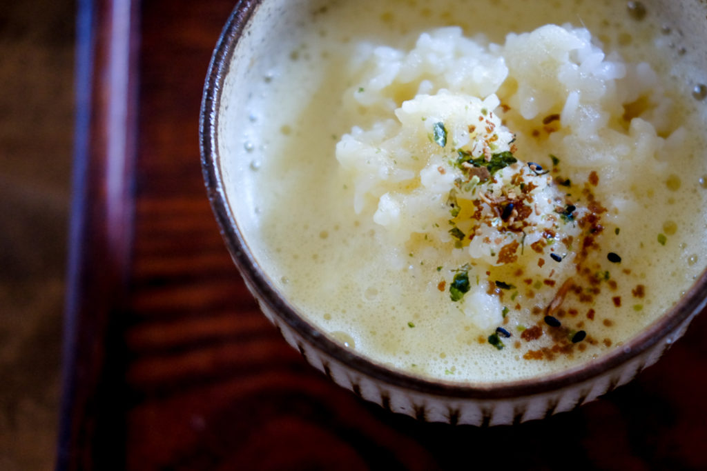 とろろ風たまごかけごはん