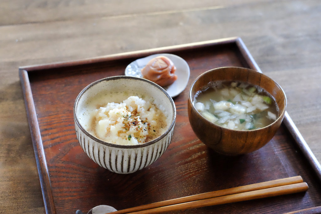 たまごかけごはんの朝食
