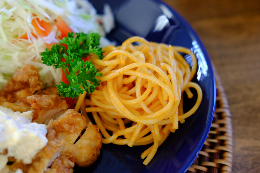 付け合わせのスパゲティ