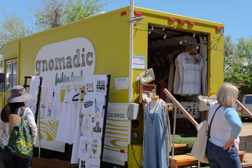 トレーラーショップがかわいい