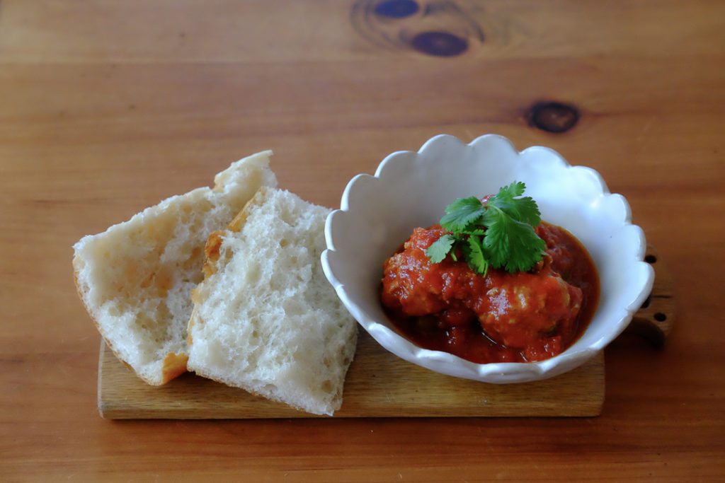 ベトナム風肉団子のトマトソース煮