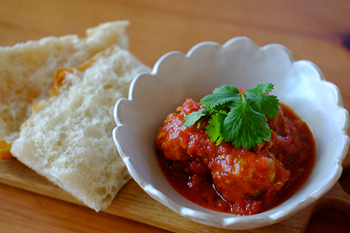 ベトナム風・肉団子のトマトソース煮