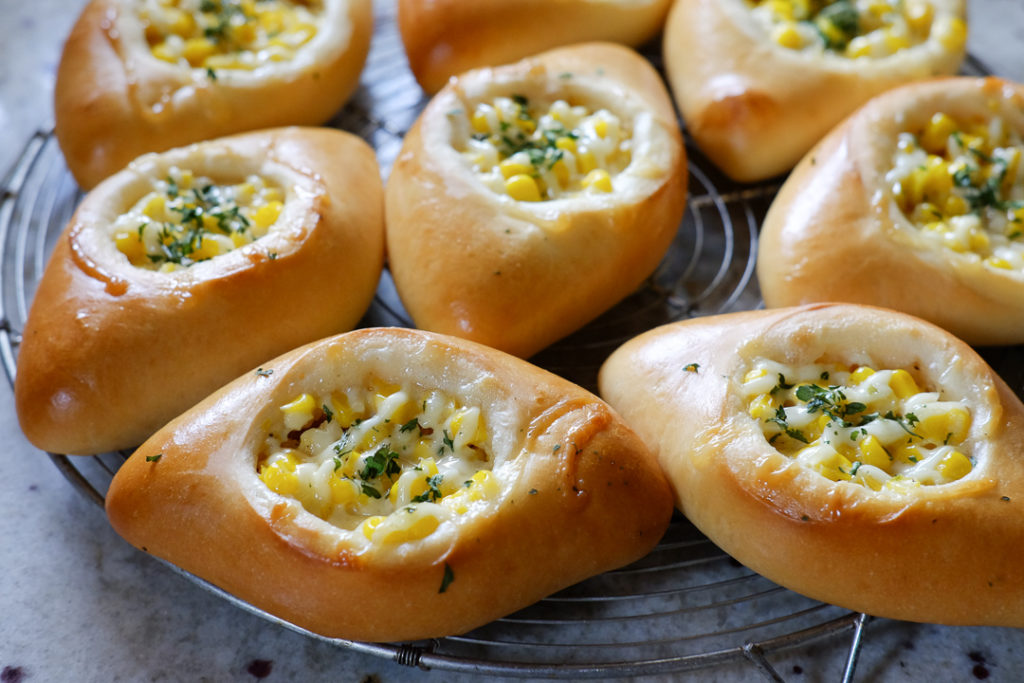 コーンマヨネーズパン