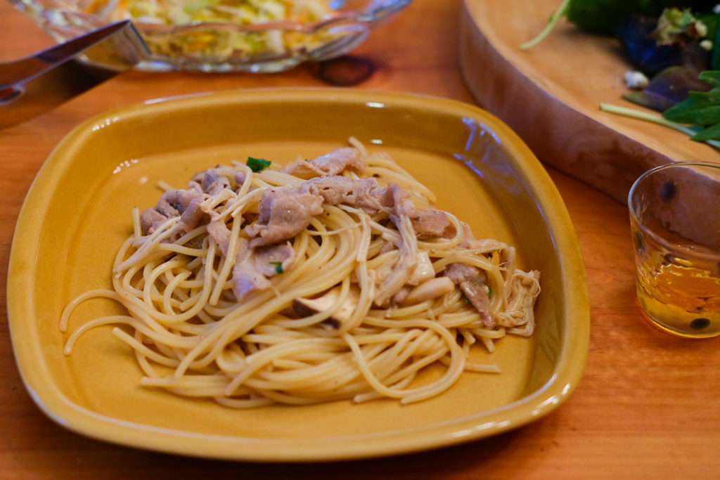 豚肉ときのこの柚子胡椒パスタ