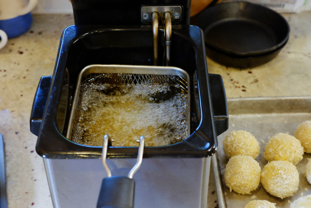 これを使うと揚げ物楽々