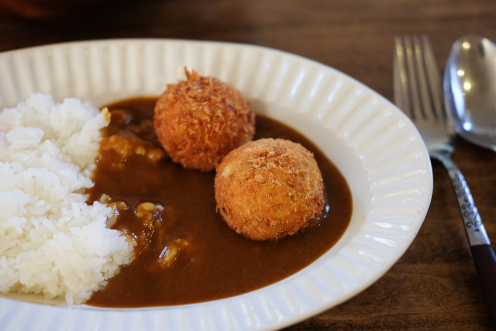 コロッケボールカレー