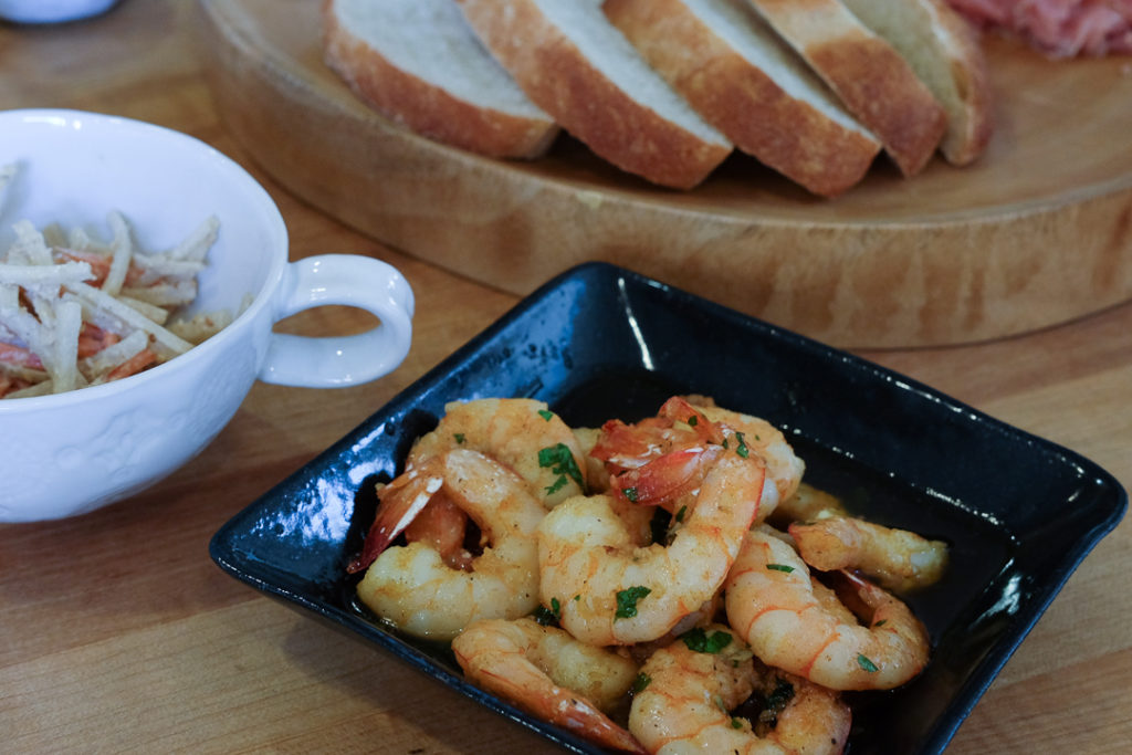 海老のアヒージョ