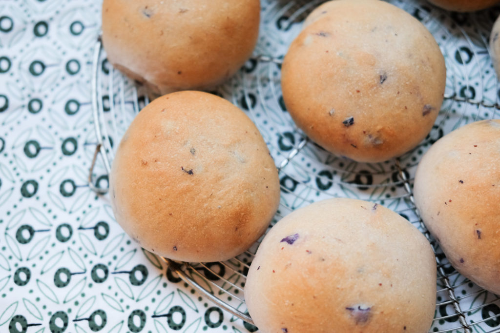 ブルーベリークリームチーズパン