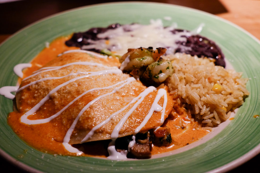 シーフードエンチラーダ