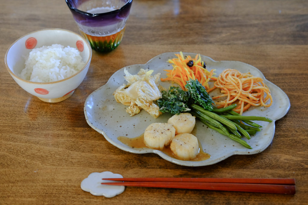 ホタテのバター焼きプレートランチ