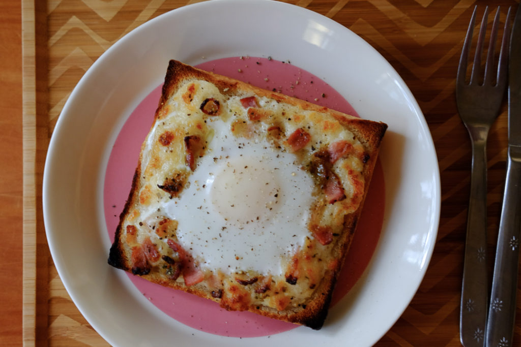カルボナーラトースト