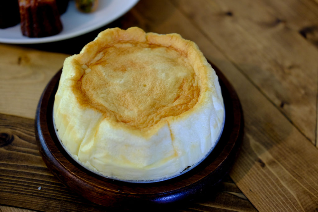 ２層になるチーズケーキ