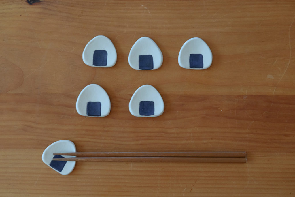 おにぎり型の箸置き、できました
