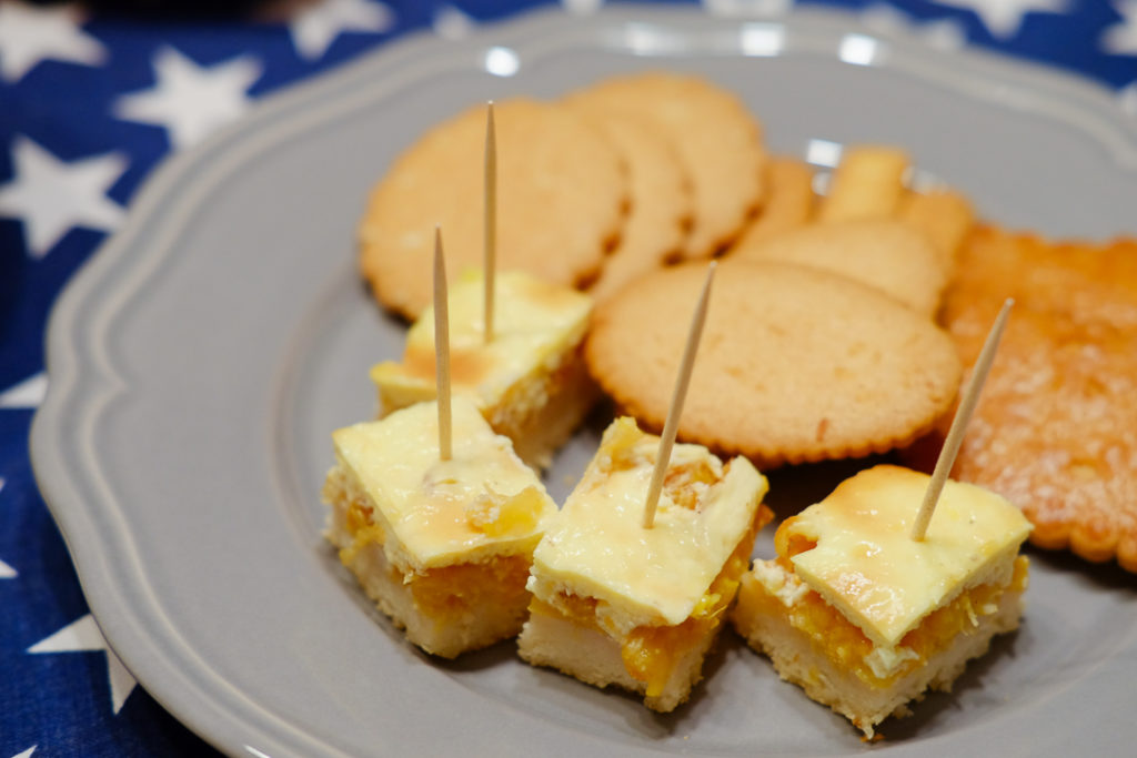 ピーチのケーキ