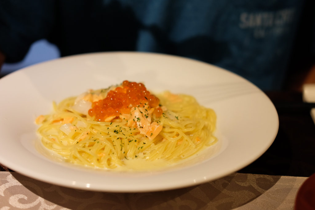 サーモンといくらのスパゲティ