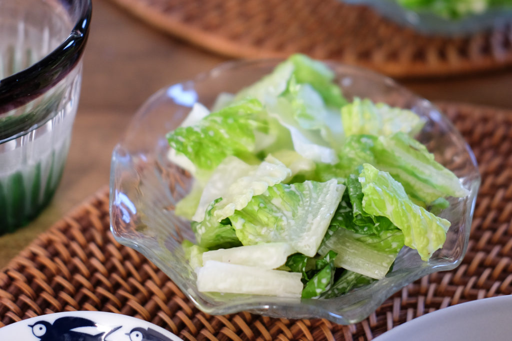 ロメインレタスのサラダ