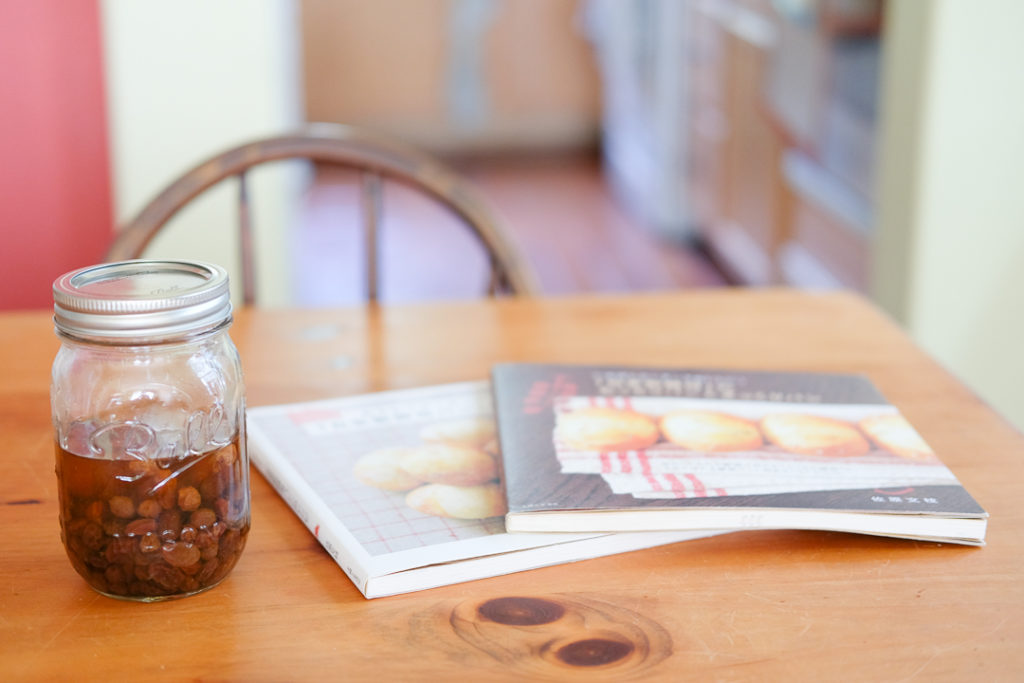 自家製酵母パンに挑戦中