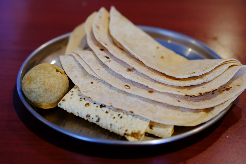 ロティとパパド