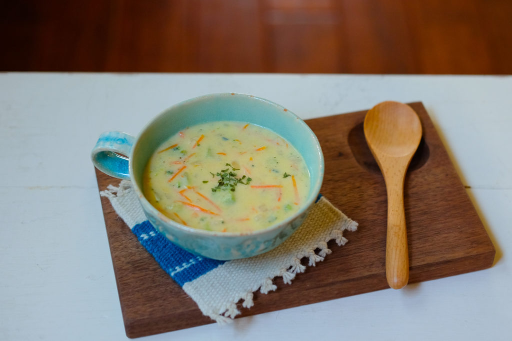 ブロッコリーとチェダーチーズのスープ