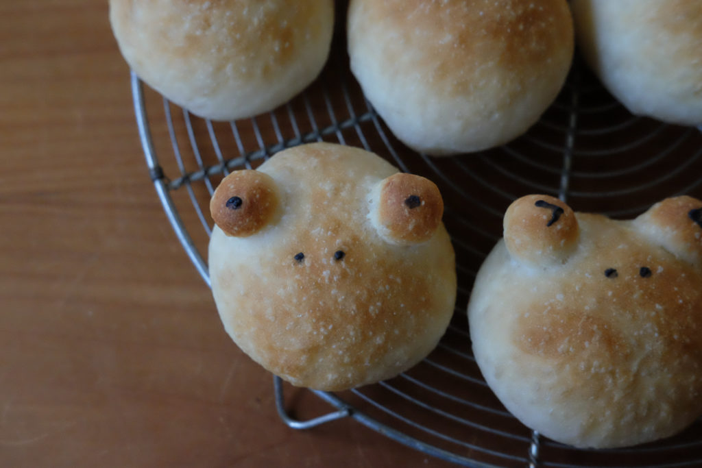 顔を描いていきます