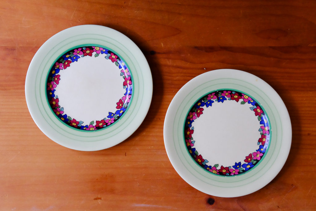 イギリス製のアンティーク皿