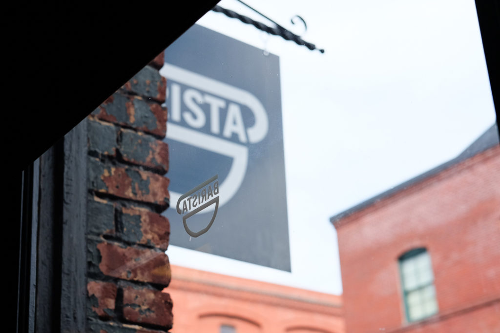 店内から撮った写真