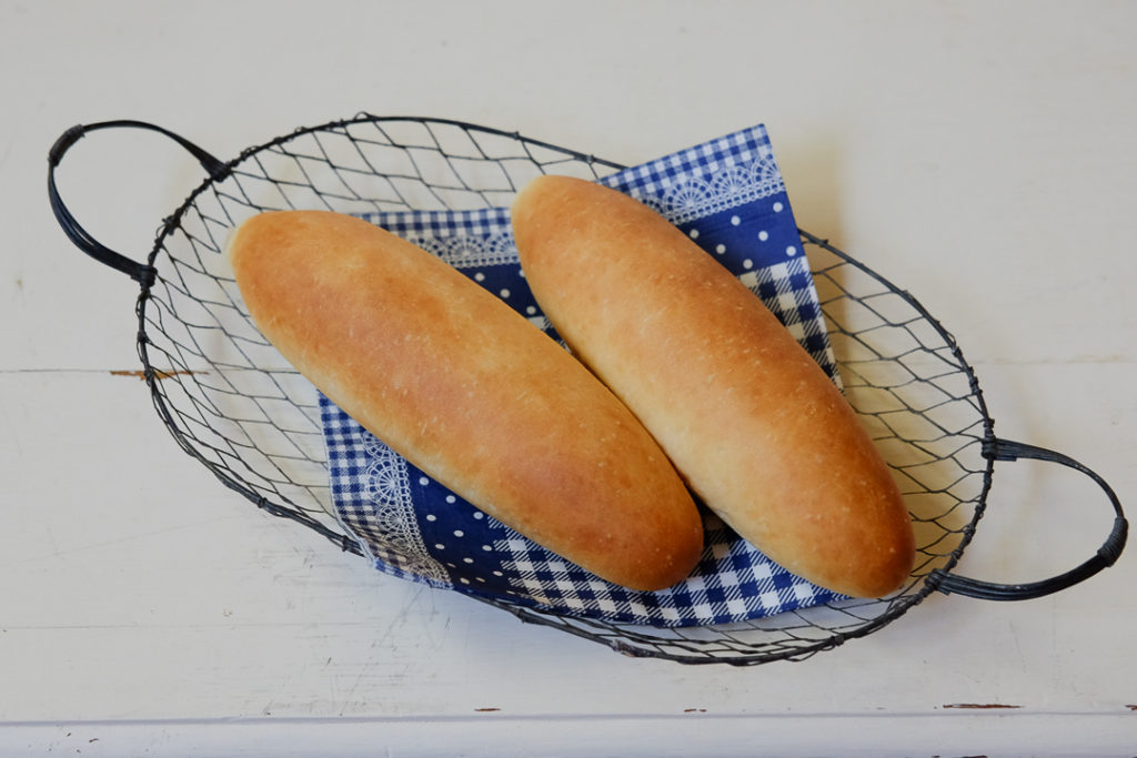 ホットドッグバンズ、またはコッペパン