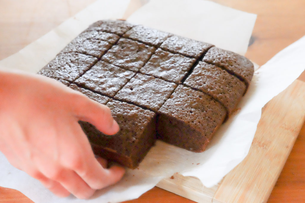 甘党の長男の手