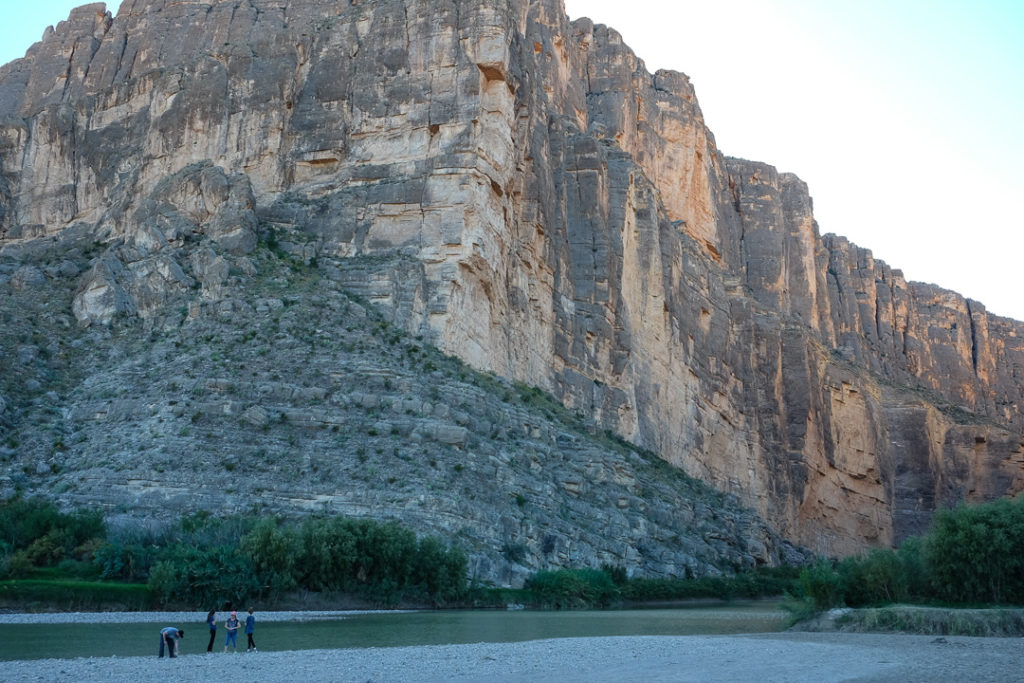 岩の高さ、わかるかな？
