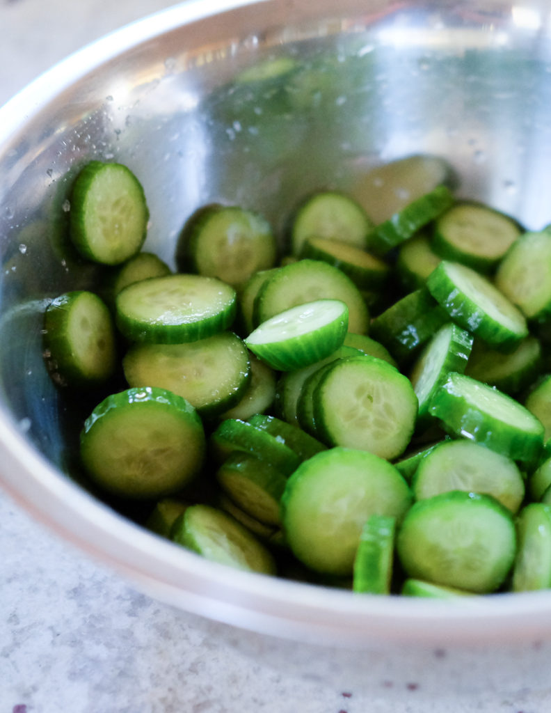 塩を振ってしばらくおく