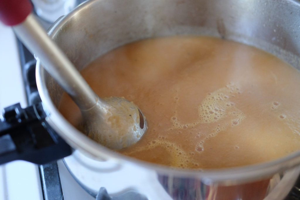 ハンドブレンダーでガーッと