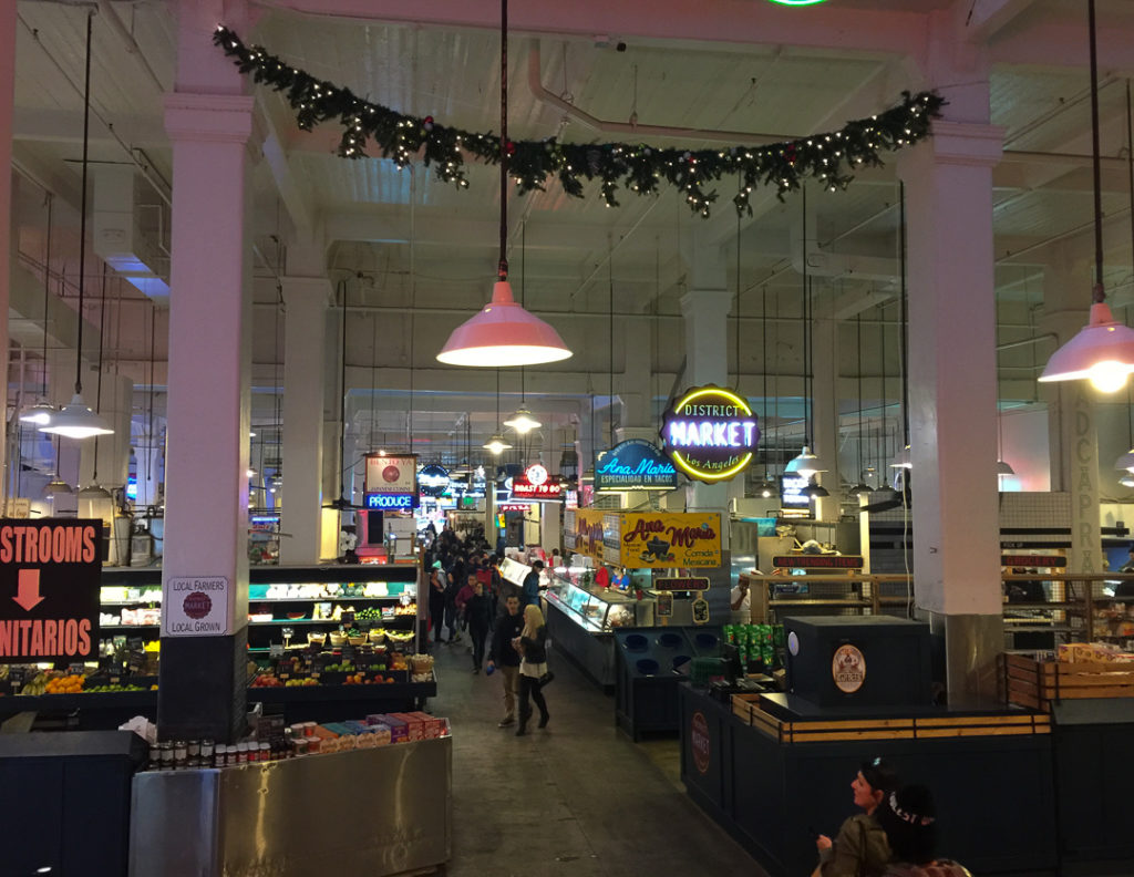 おいしそうなお店がたくさん