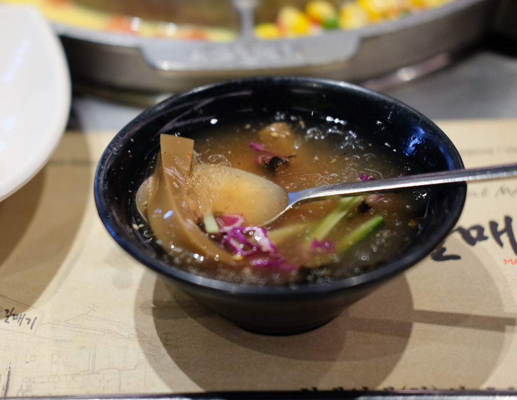 どんぐり寒天入りスープ