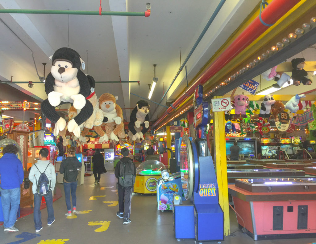 レトロなゲームセンター