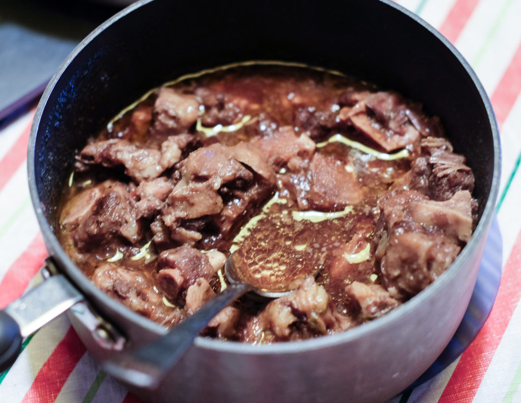 オックステールシチュー