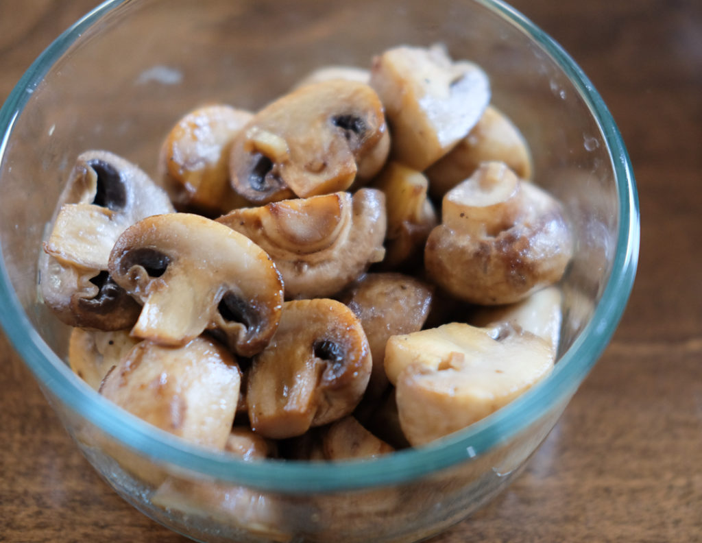 マッシュルームのバルサミコ酢炒め