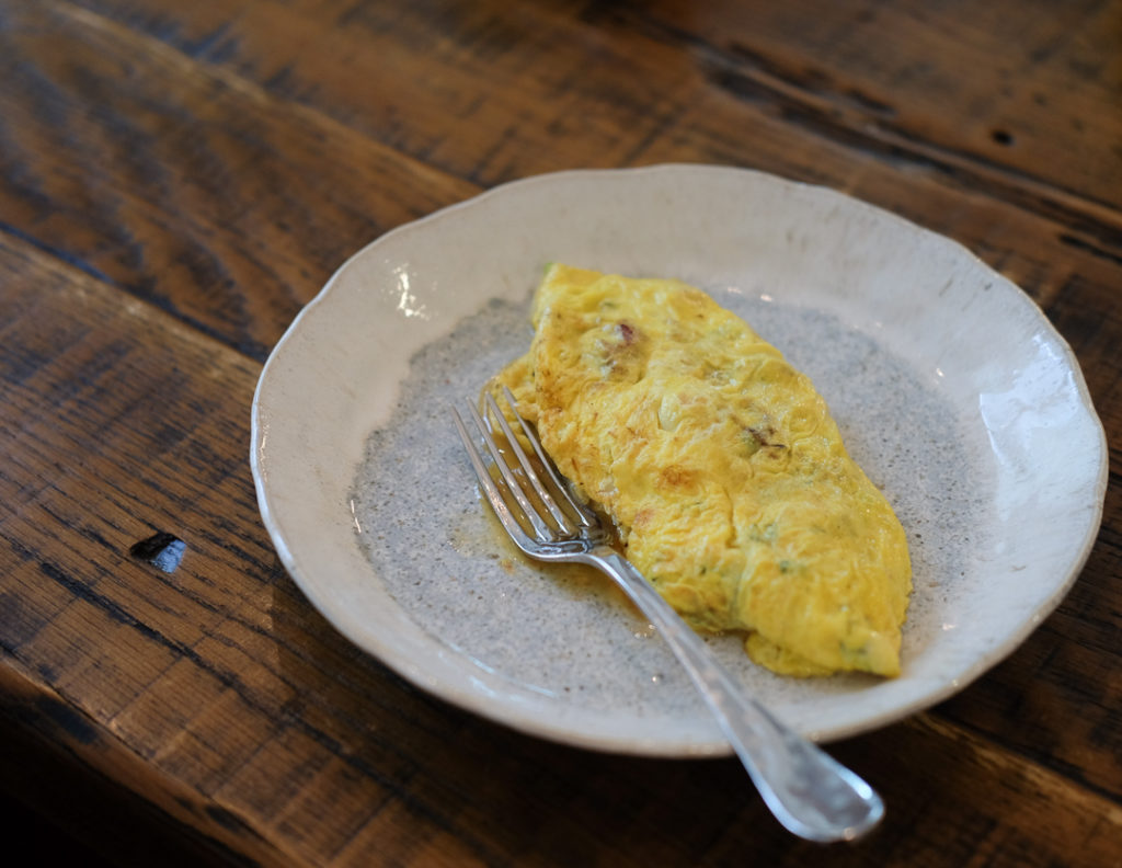 家飼い鶏のたまごでオムレツ