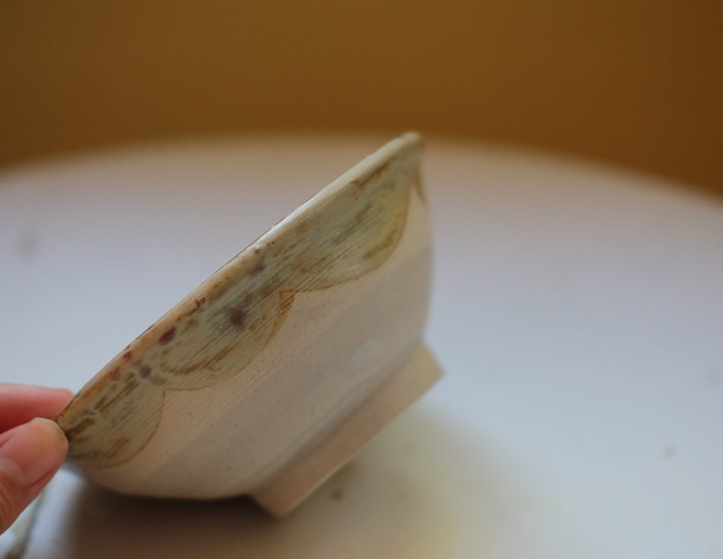 釉薬はふでで塗りました