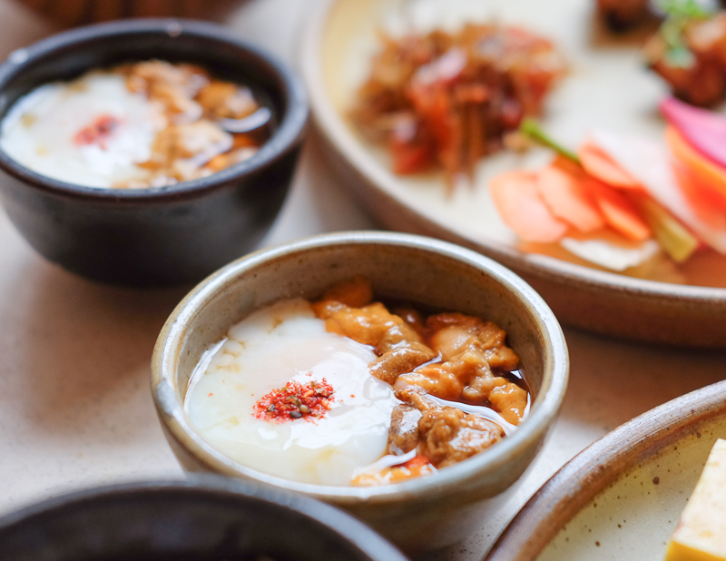 温泉たまご＋ウニ